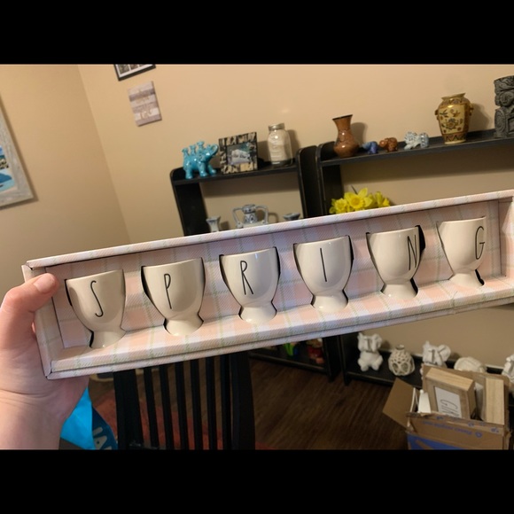 Spring Rae Dunn - Picture 1 of 2